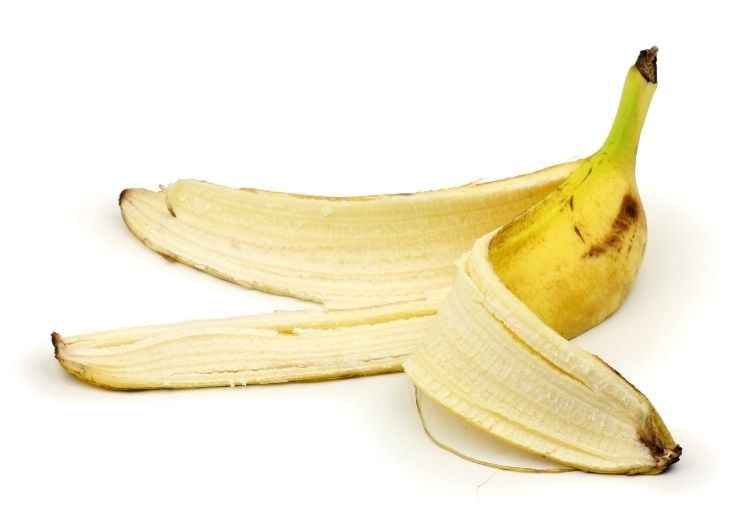 1682586777 166 Namakanje kore banane u vodi Važno je zapamtiti